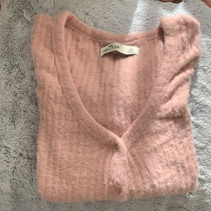 Hollister fluffy pink cardigan XS